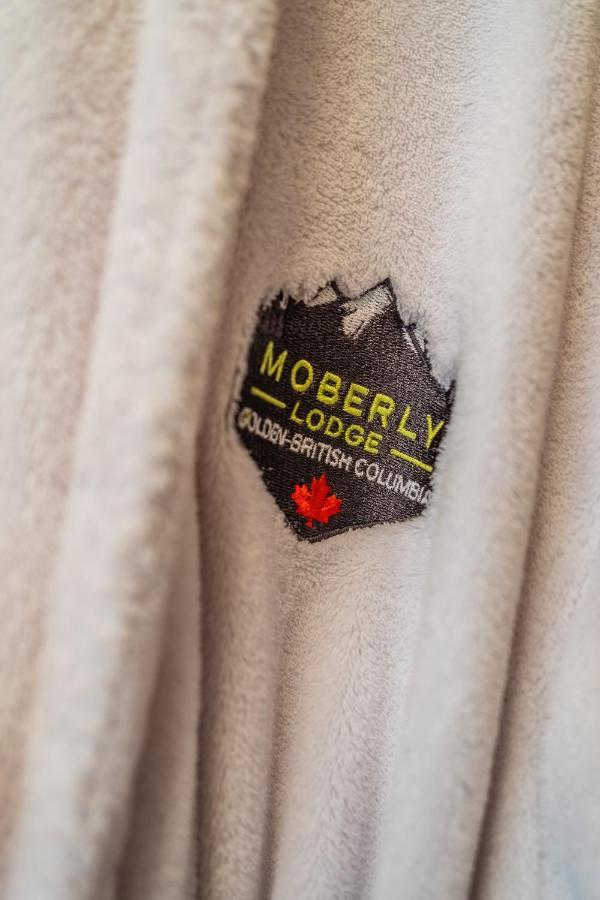 Moberly Lodge Golden Dış mekan fotoğraf